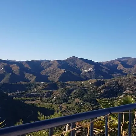 Villa Torre Mit Pool Und Bergpanorama *